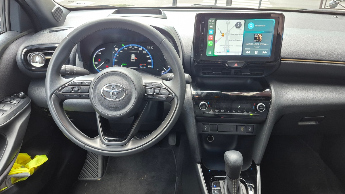 Toyota Yaris Cross 1.5 HYBRIDE 116H 2WD TRAIL (MARCHEPIEDS STANDARDISES)