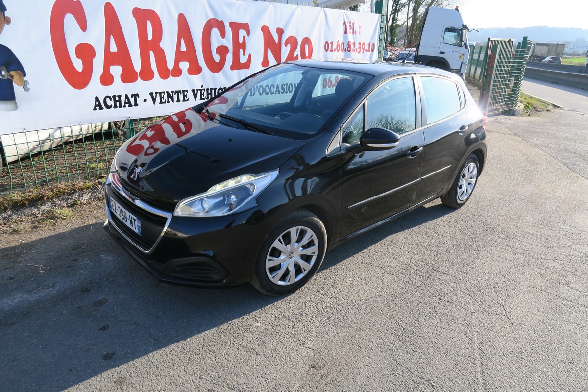 Peugeot 208 PEUGEOT 208 (5 PORTES) 1.0i PureTech 68 ch + ct ok