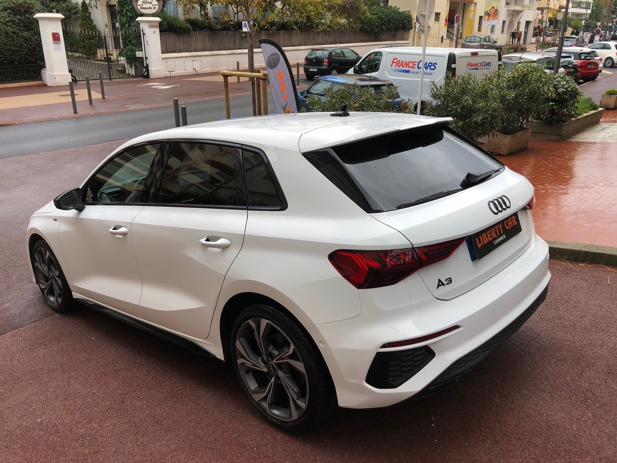 Audi A3 Sportback 35 tdi 150 cv S-line + intérieur et extérieur