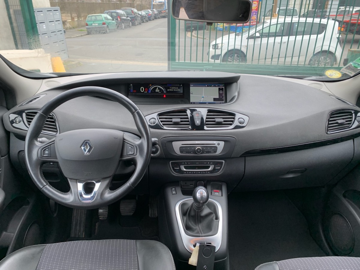 RENAULT Scenic 1.5 DCI 110 CV 1r main 4XCARTs