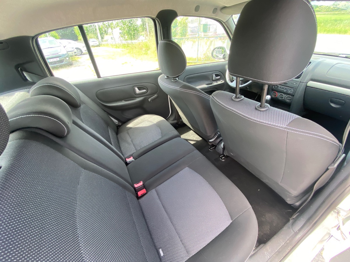 RENAULT Clio campus 1.5 dci 65cv faible km