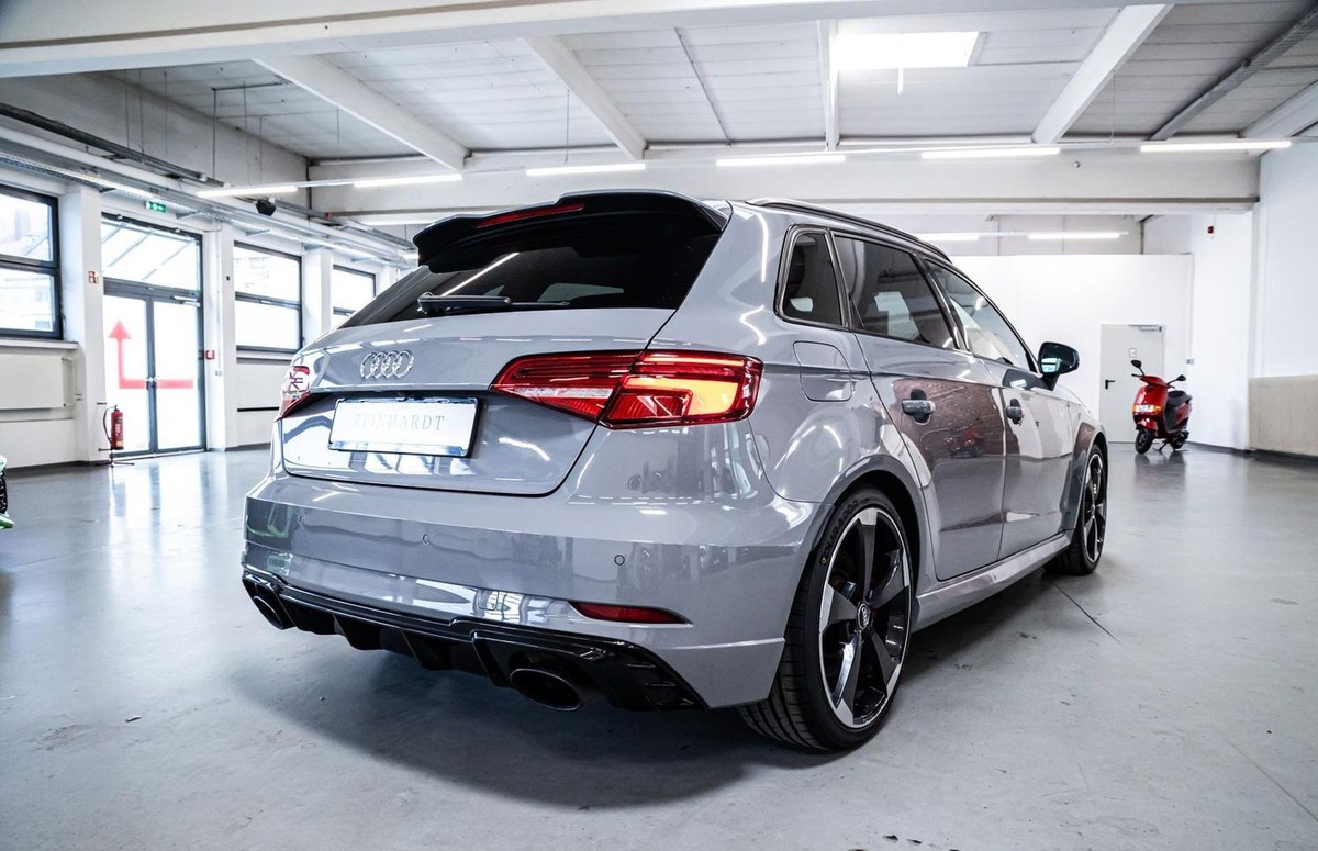 Audi RS3 Sportback 2.5 TFSI 400ch quattro S tronic 7 Gris Nardo Version moteur sans FAP