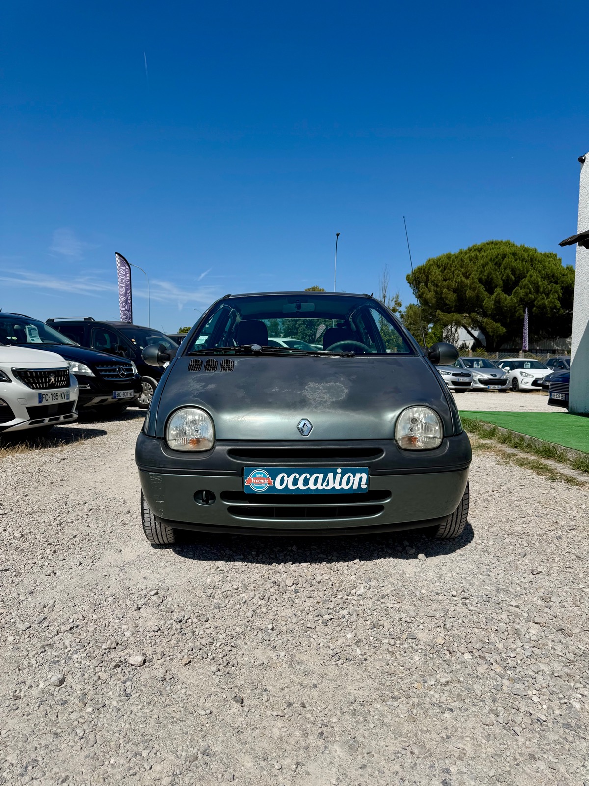 RENAULT Twingo 1.2 EMOTION 60 CV FAIBLE KILOMÉTRAGE SUIVI CONCESSION