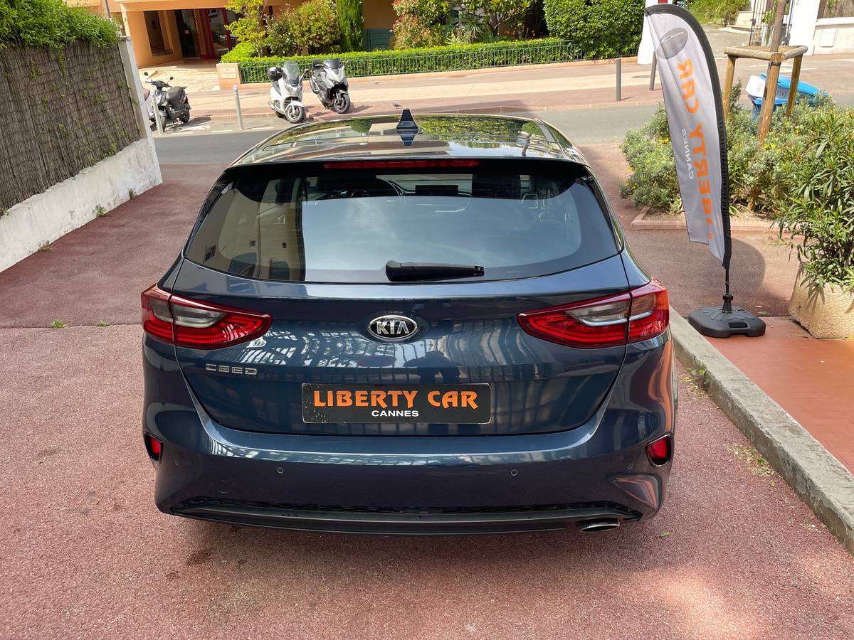 Kia Ceed 1.6 crdi 115 cv / Phase 2 / CarPlay /Caméra / Boite Auto