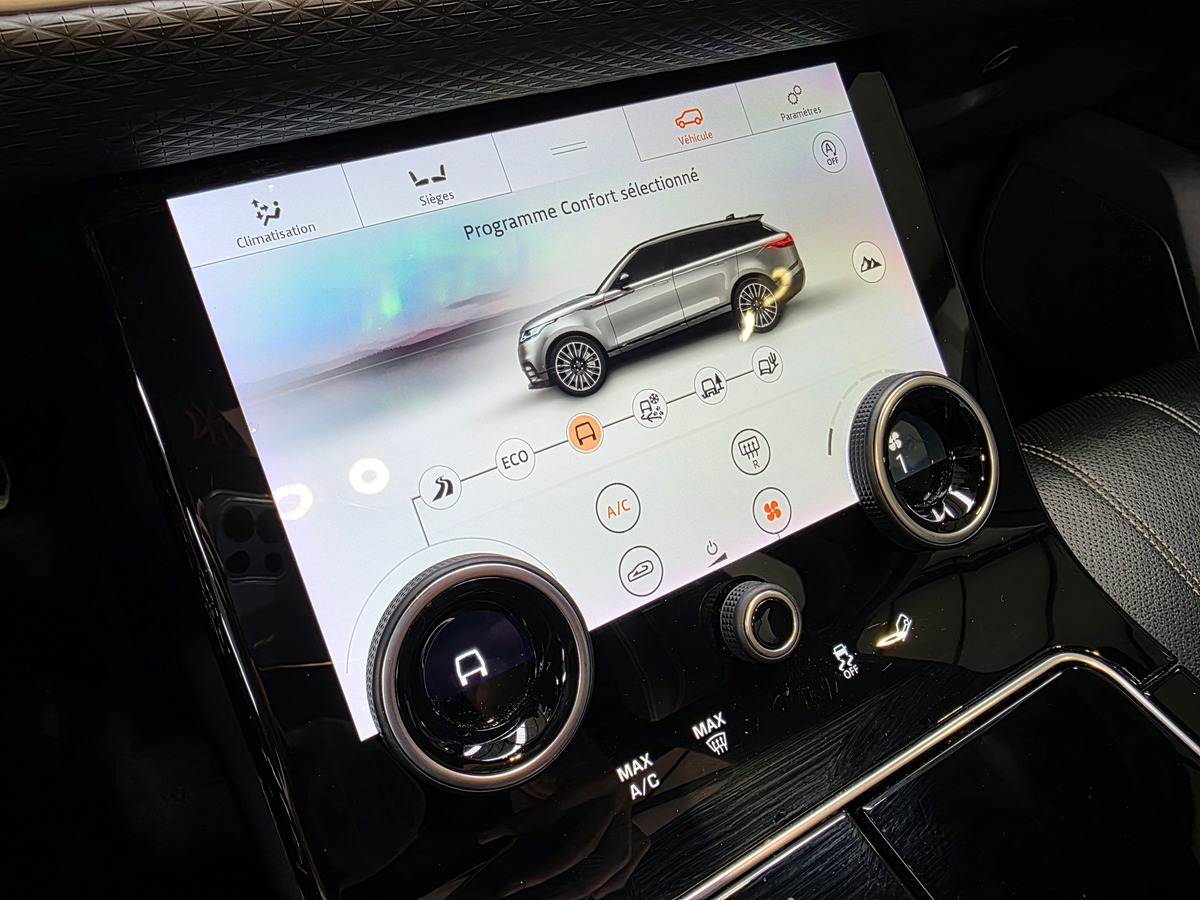Land-Rover Range Rover Velar 2.0 D240 SE R-DYNAMIC 26000KMS TOIT PANO