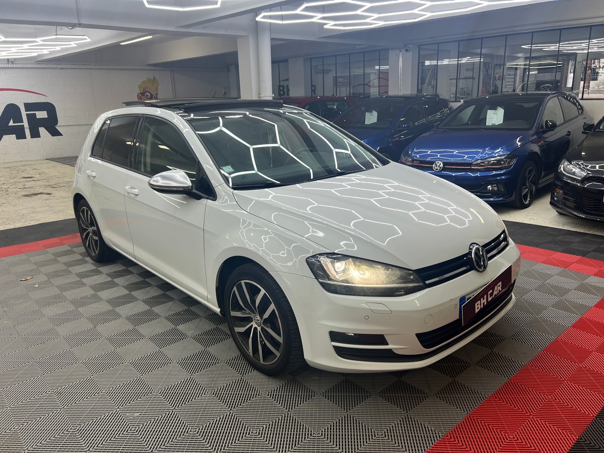 Image: Volkswagen Golf 7 1.6 TDI 105ch BlueMotion Technology Trendline DSG7 ( TOIT OUVRANT, ACC, .....)