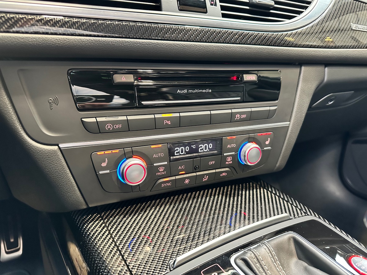 Audi RS6 Avant III (2) V8 4.0 TFSI 605 Performance Options+++ a