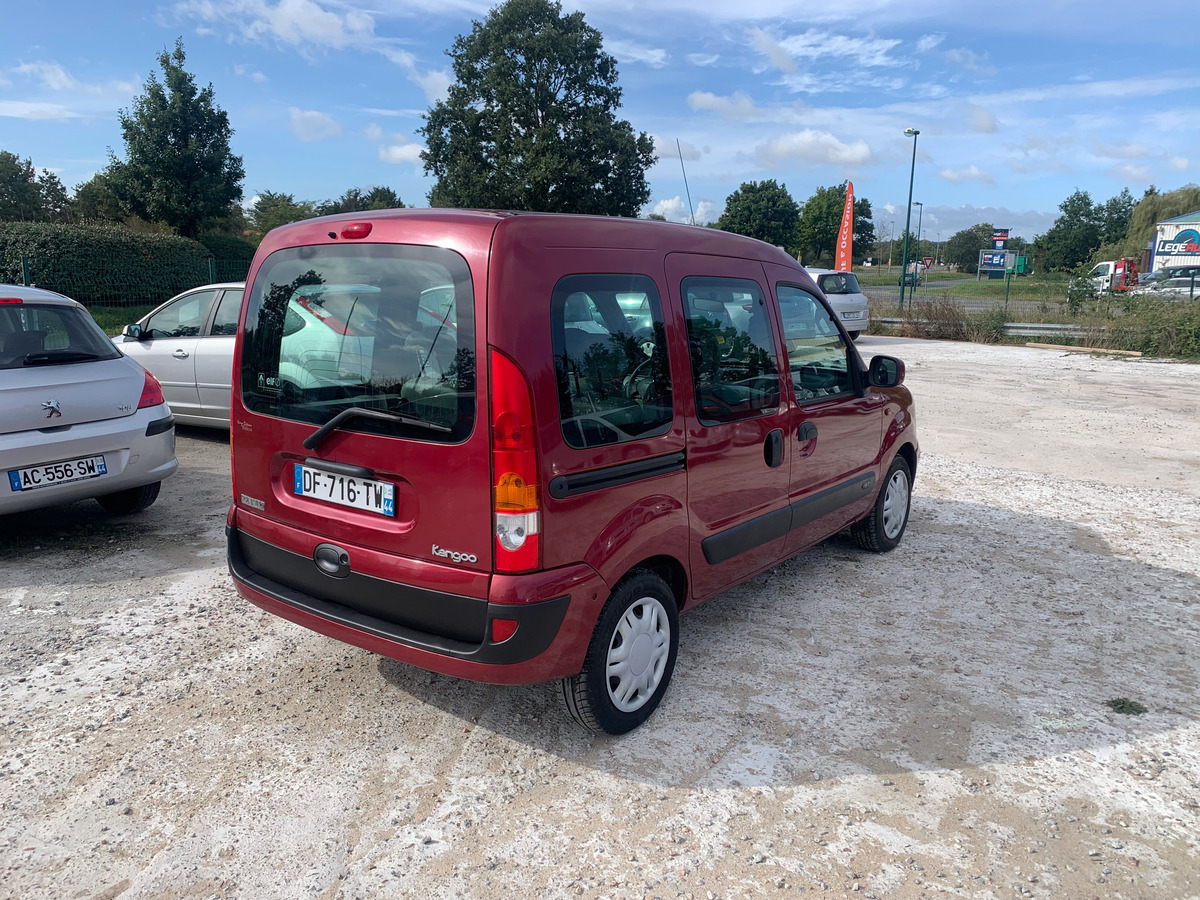 RENAULT Kangoo 1.6i 16v 160750KM