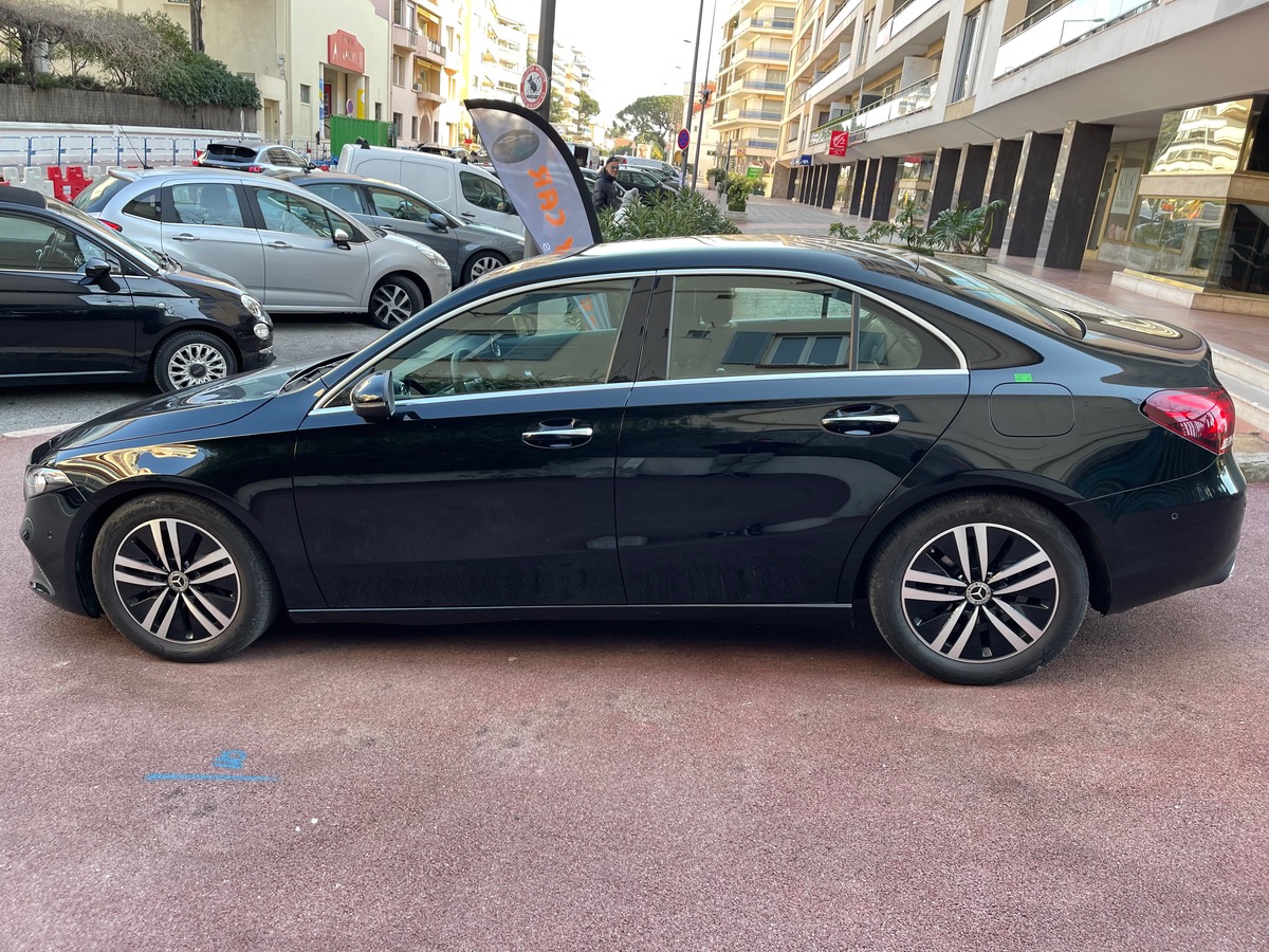 Mercedes-Benz Classe A 180 i 136 CV / Progressive line