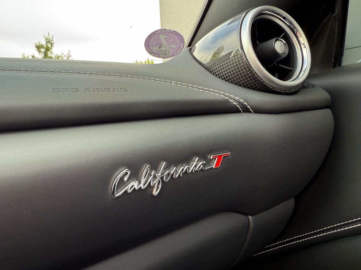 Ferrari California T 3.9L V8 560 CH / FRANCAISE / CARNET / 29954 KMS