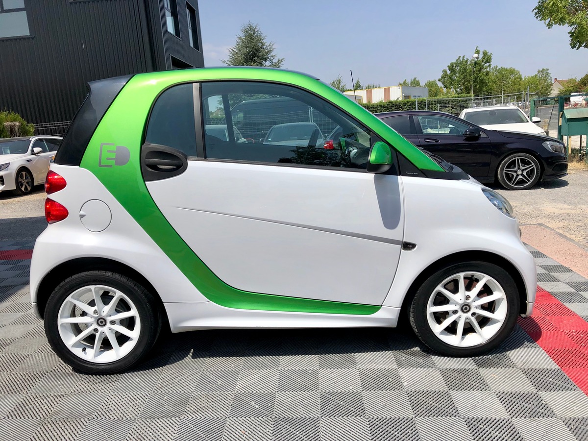 Smart Fortwo Cabriolet ELECTRIQUE TOIT + GPS + CLIM