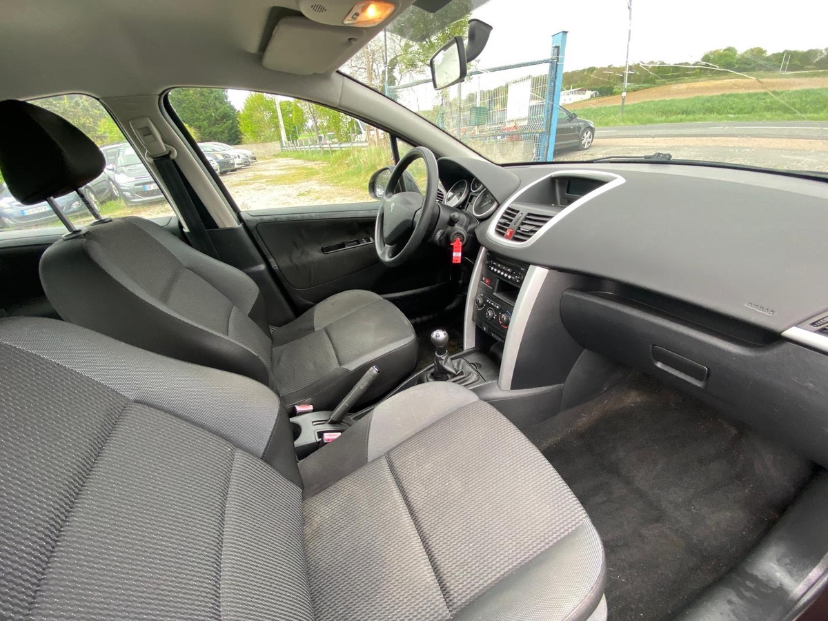 Peugeot 207 1.4 hdi 70cv phase 2 144002km