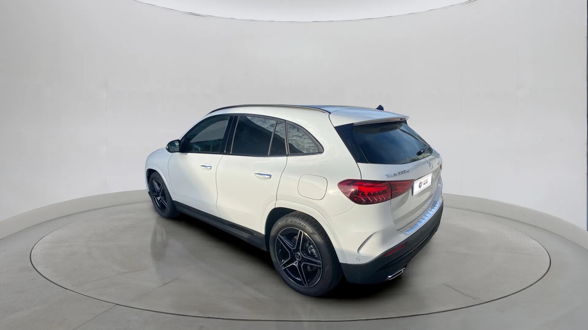 Mercedes-Benz GLA 220d