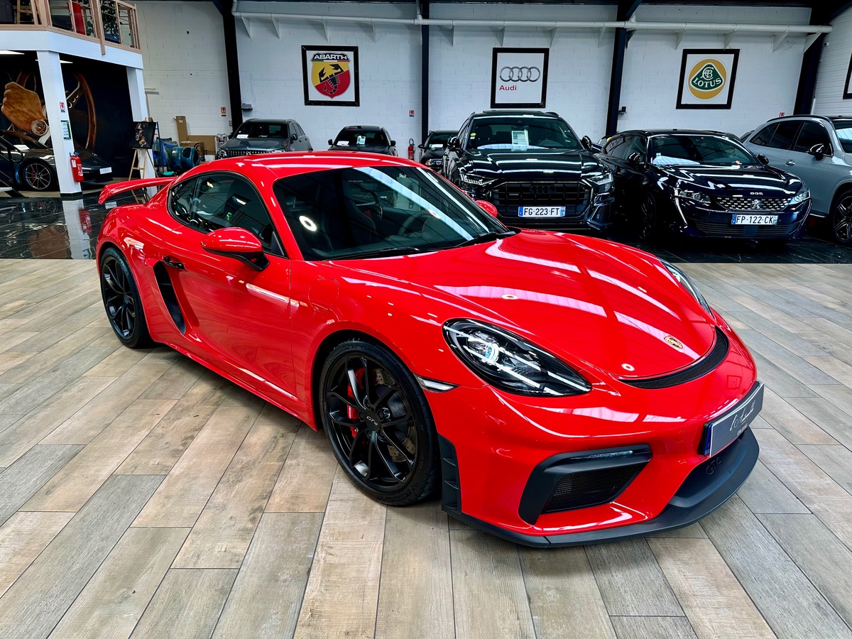 Porsche 718 Cayman GT4 4.0 420 PDK7