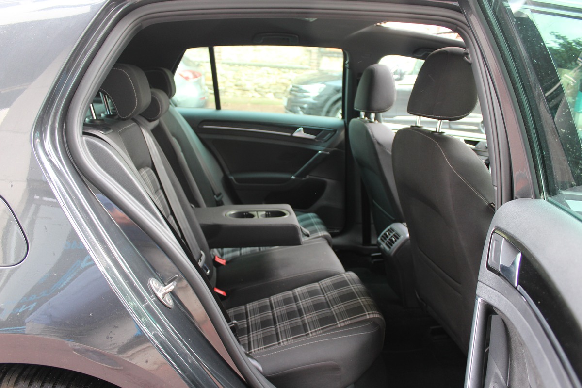 Volkswagen Golf VII GTD 2.0 TDI 184 BLUEMOTION TECHNOLOGY DSG6 5P