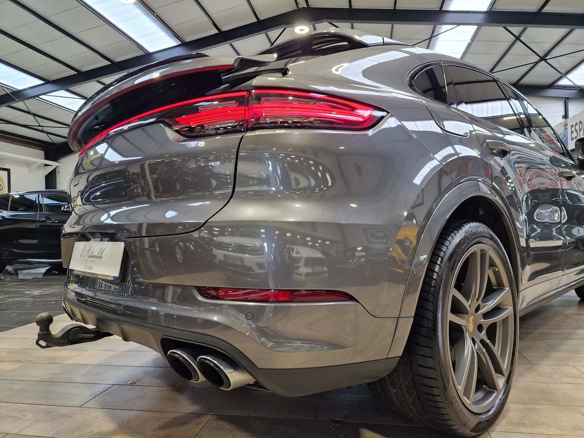 Porsche Cayenne Coupé III 3.0 V6 462 E-HYBRID PLATINIUM EDITION