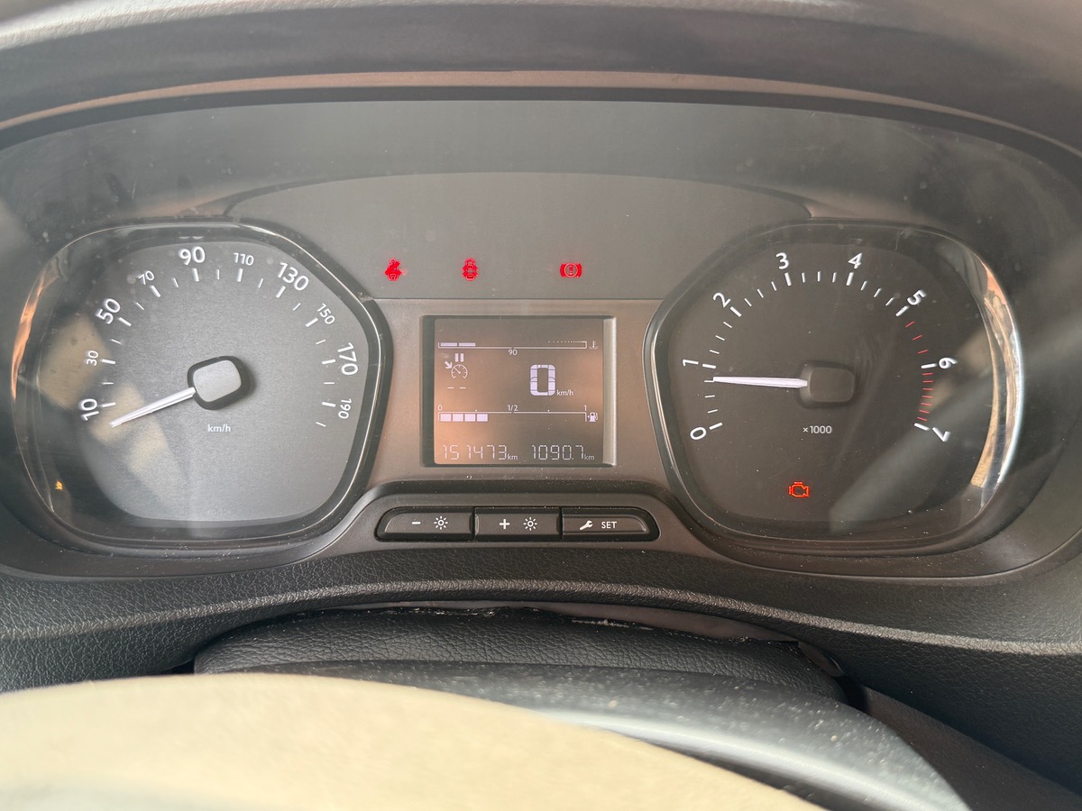 Peugeot Expert III 2.0 BLUEHDI 120 S&S STANDARD
