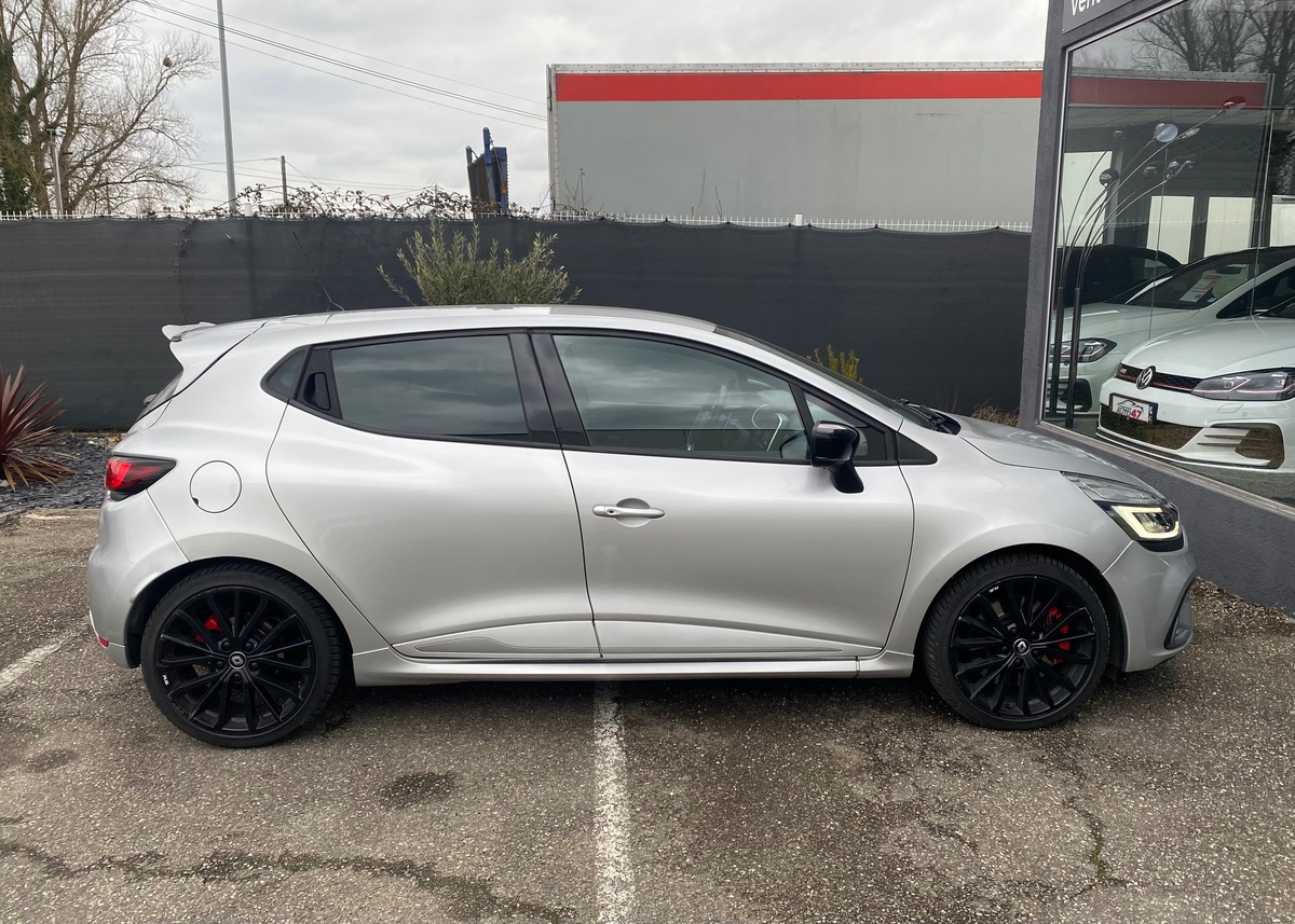 RENAULT Clio IV RS CUP phase 2
