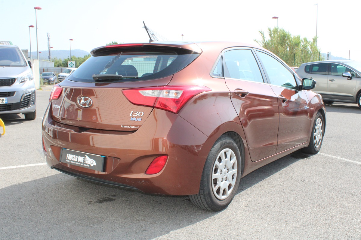 Hyundai i30 1.6 CRDI 110 PACK INVENTIVE LIMITED BD - Garantie 12 Mois