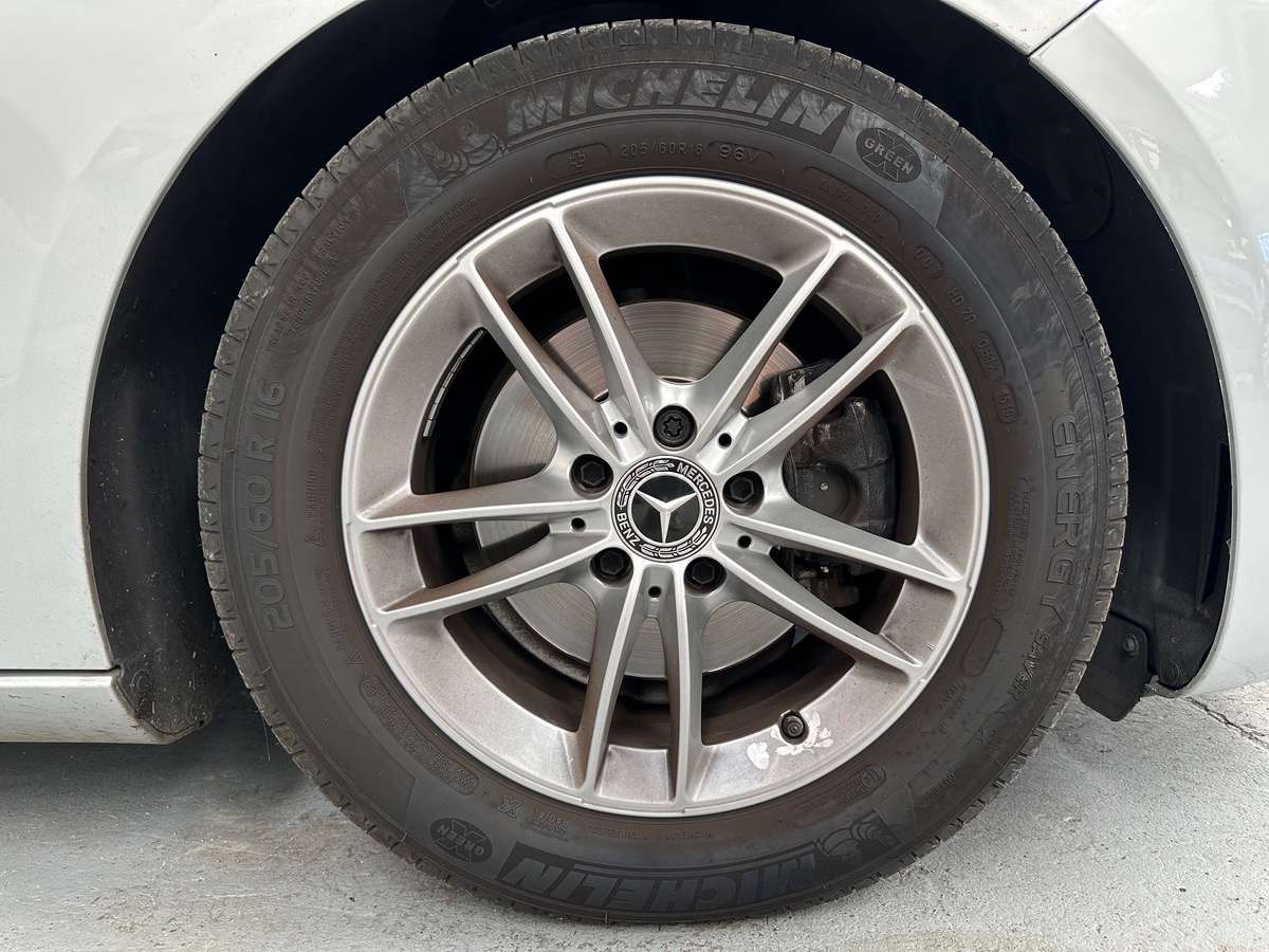 Mercedes-Benz Classe A 180 d 116ch Business Line 7G-DCT