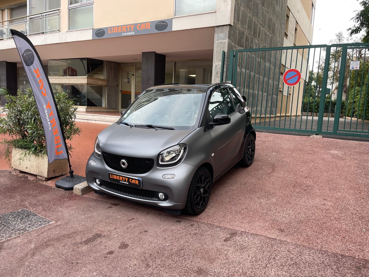 Smart FORTWO Cabriolet 90 CV / Prime/Caméra / Gps / Jantes Noires