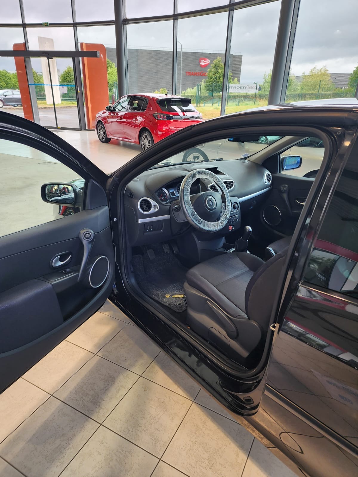 RENAULT Clio III 1.2L 100CV