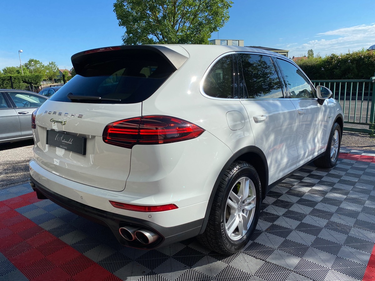 Porsche Cayenne S Hybrid 3.0 V6 333/416cv crochet