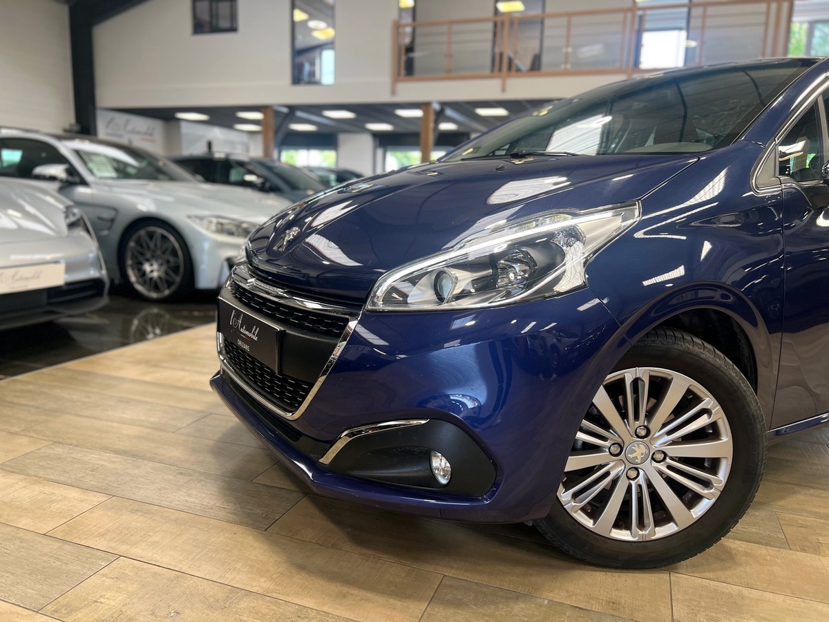 Peugeot 208 1.2 PURETECH 82 ALLURE S&S