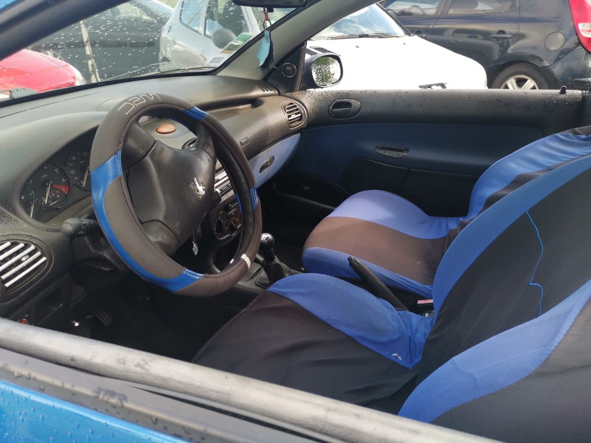 Peugeot 206 cc 1.6i 16v