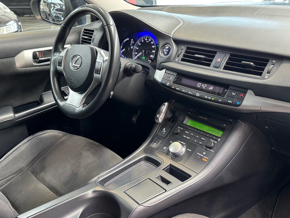 Lexus CT200H 1.8VVT-I 136CV HYBRID CAM/ENTRETIEN COMPLET CONSTRUCTEUR