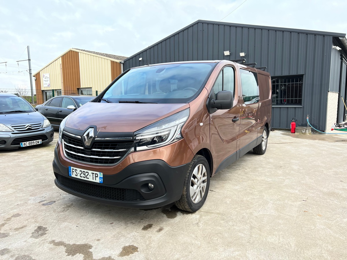 Renault Trafic 6 place