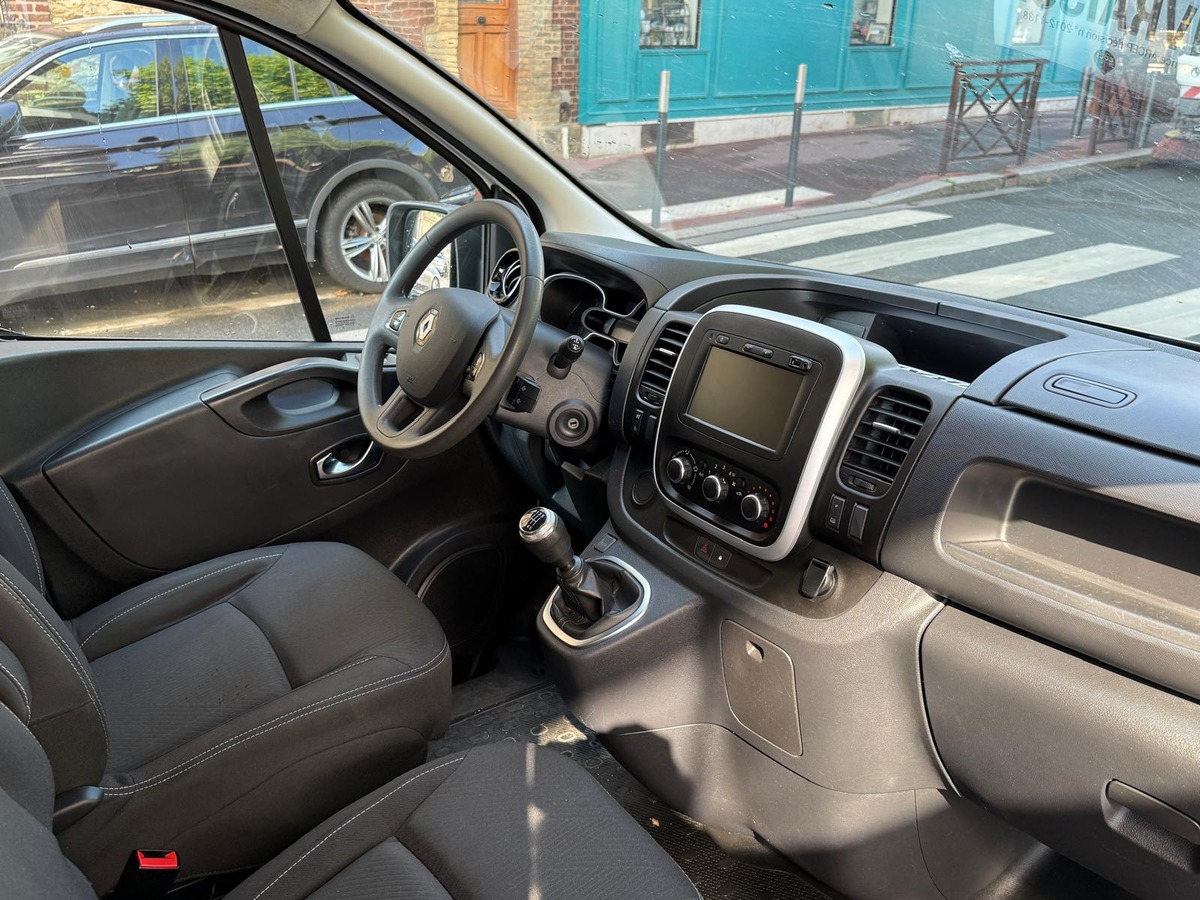 RENAULT Trafic III (2) FOURGON L2H1 2.0 DCI 1300 120