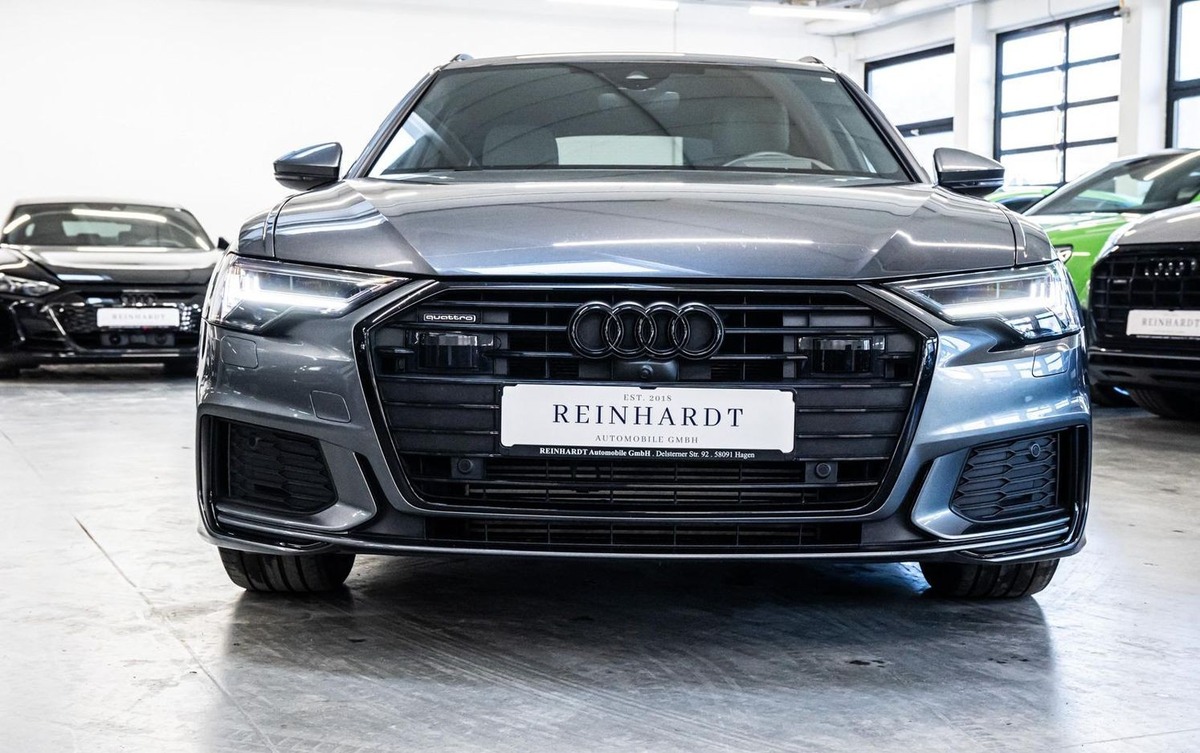 Audi A6 Avant 55 TFSI e 367ch Compétition quattro S tronic 7 B&O Toit ouvrant Attelage