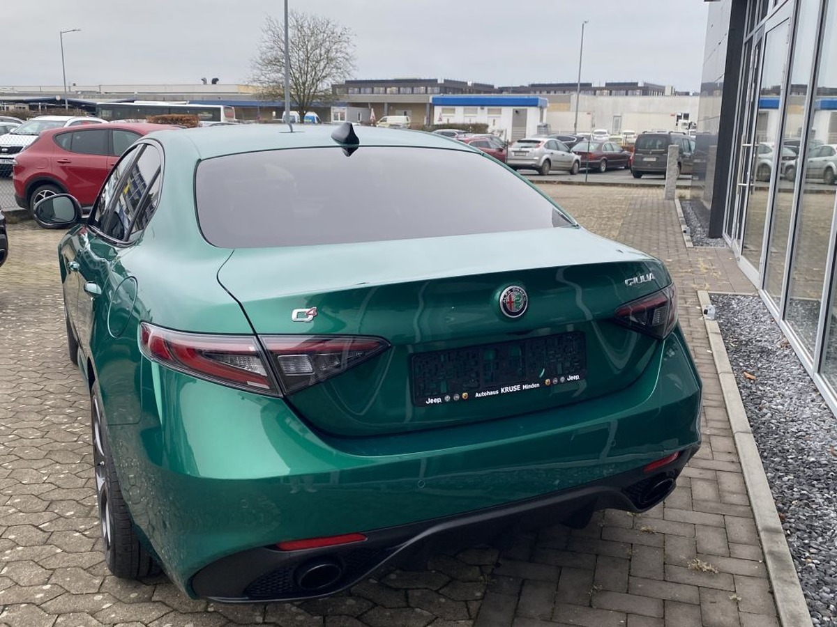 Alfa Romeo Giulia 2.0T 280ch Tributo Italiano Q4 AT8