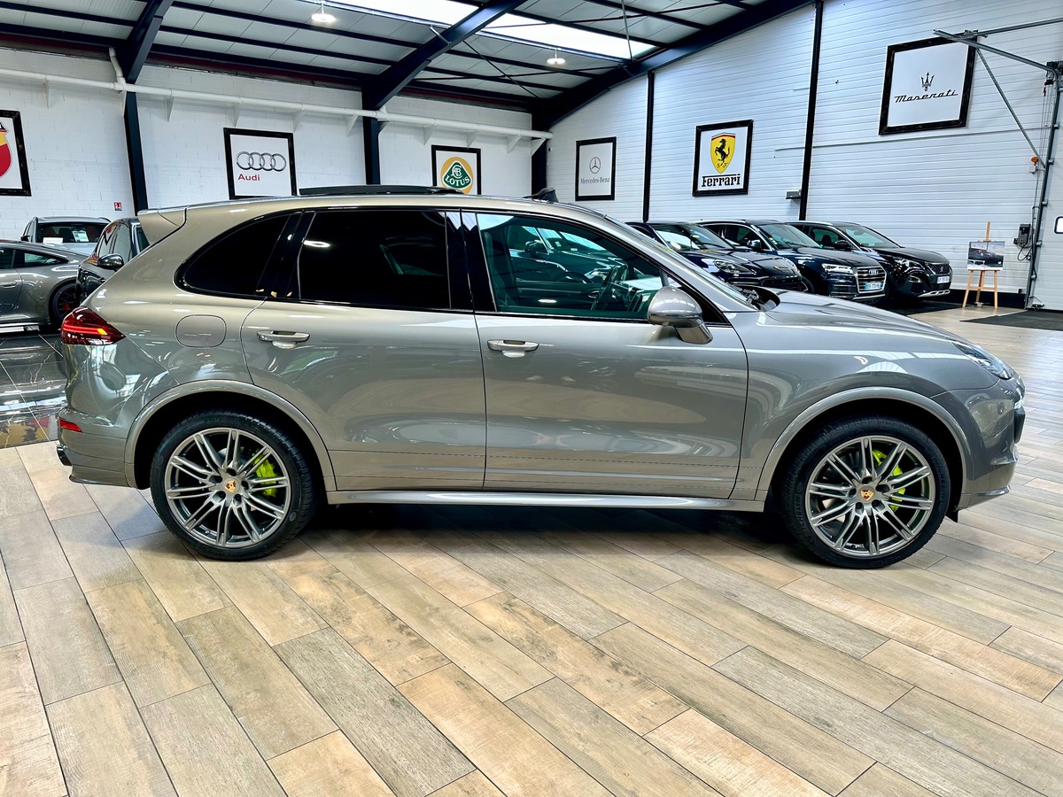 Porsche Cayenne II (2) 3.0 S E-Hybrid 416 Options+++ d