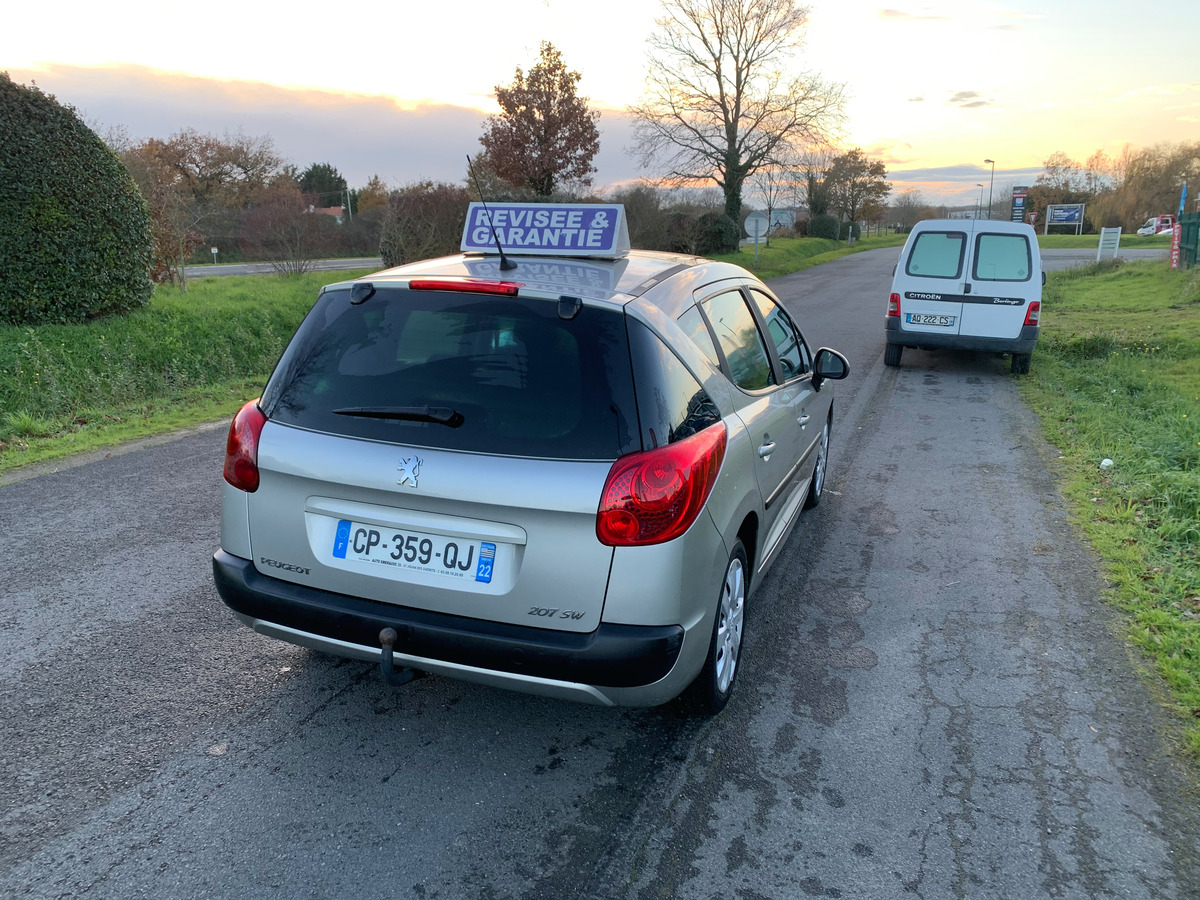 Peugeot 207 sw 1.6 hdi 110CH 156988KM