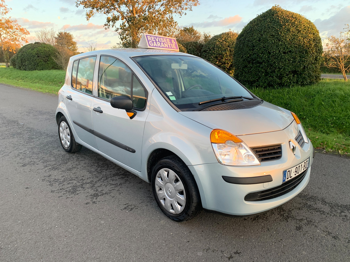 RENAULT Modus 1.4i 16v 74857 KM