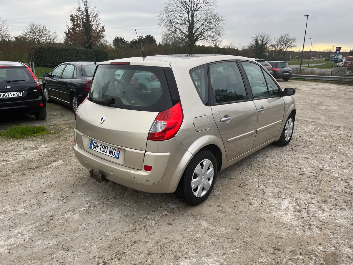 RENAULT Scenic 1.5 dci 129511km