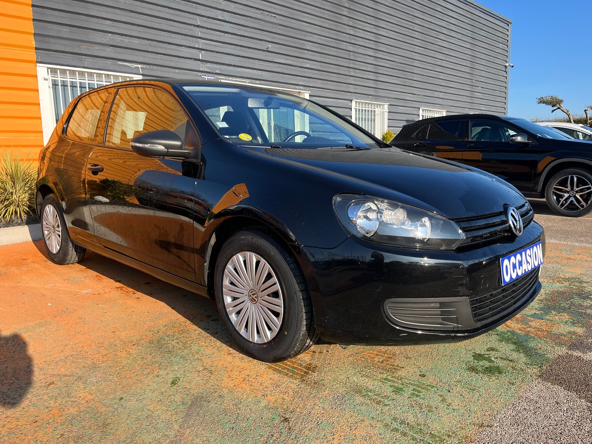 Volkswagen Golf VI 5 Portes 1.6 TDI 90 CH CONFORTLINE