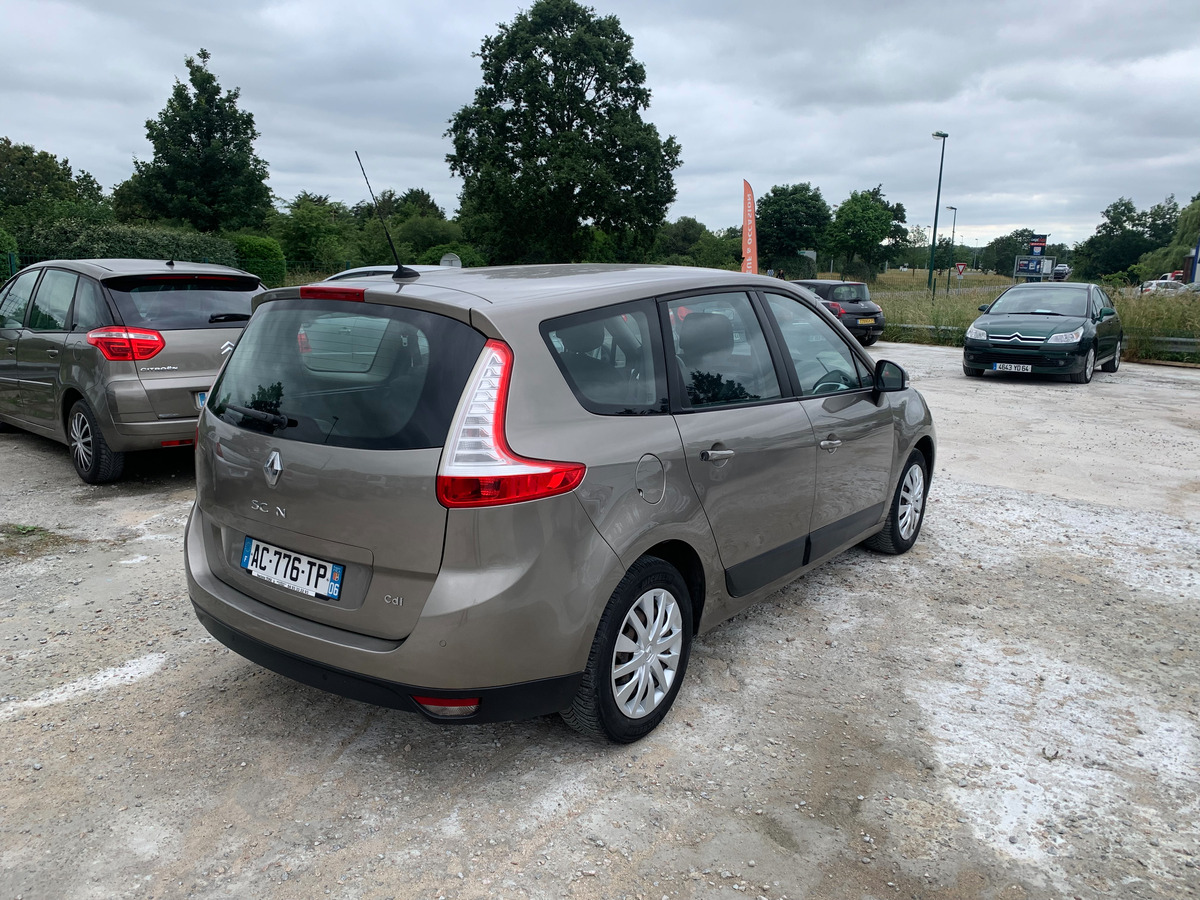 RENAULT Grand Scenic 1.5 dci - 105ch 1451415km 7pl