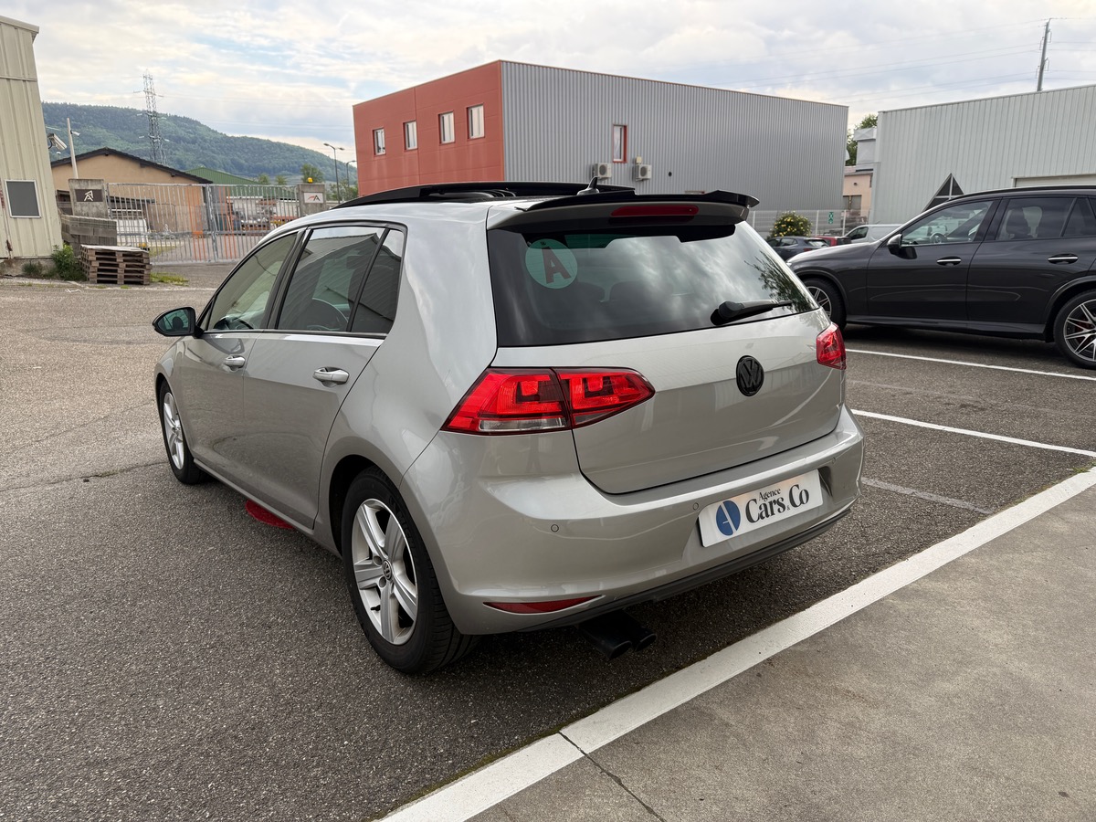 Volkswagen Golf VII 1.4 TSI BlueMotion S&S 122 cv CARAT ,Toit ouvrant, Suivi Complet