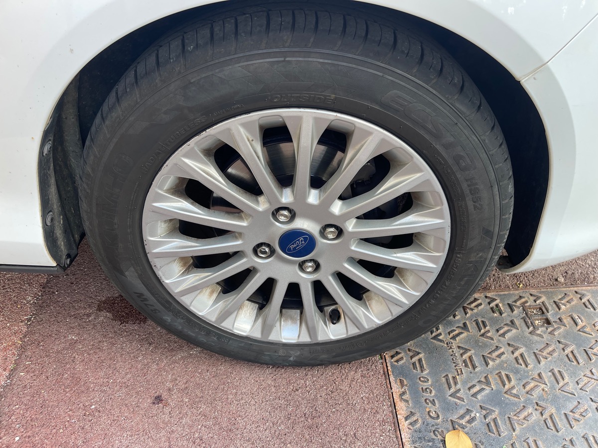Ford B-max 1.0 SCTI 125 CV / Clim Auto / Radar / Finition Titanium