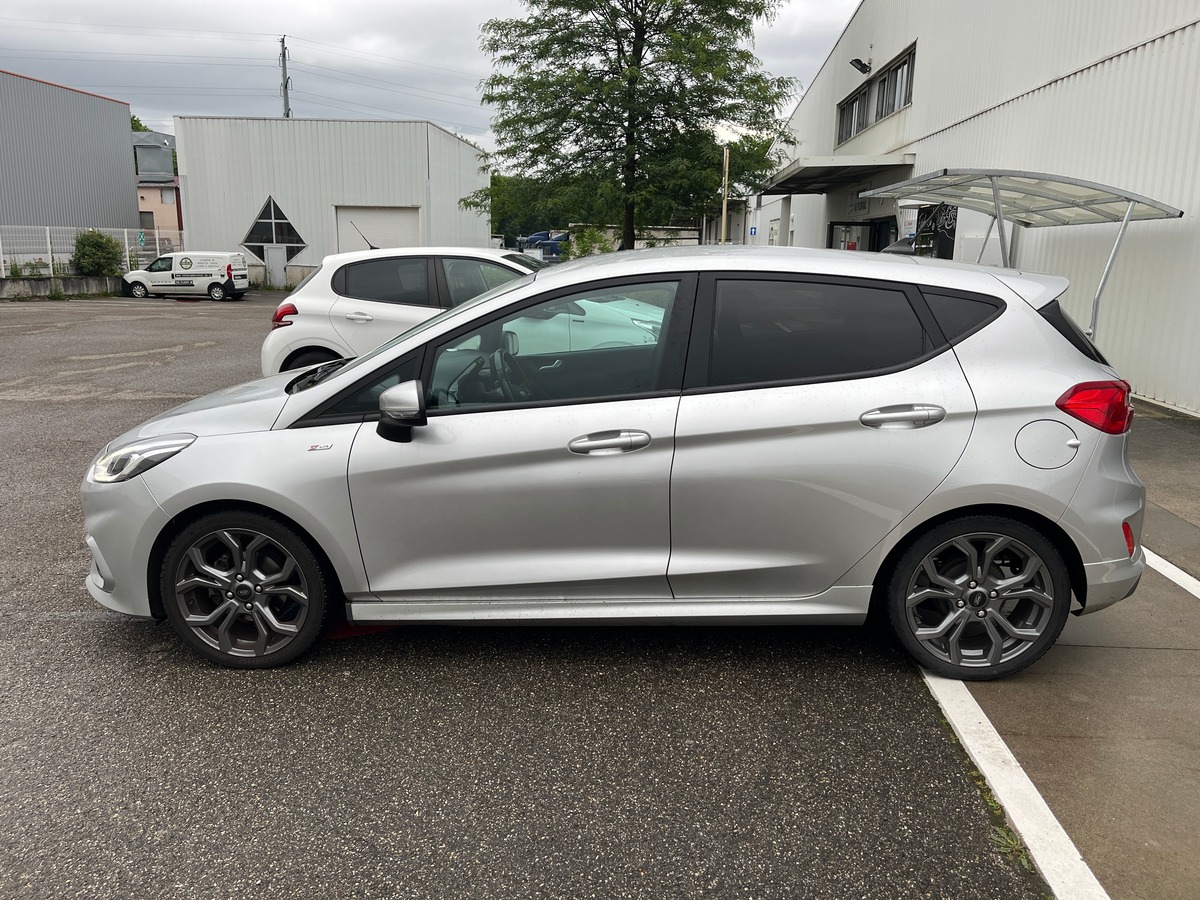Ford Fiesta 1.0 ECOBOOST MHEV 125ch ST-LINE X, SUIVI FORD, CHARGEUR A INDUCTION, CARPLAY, REGULATEUR