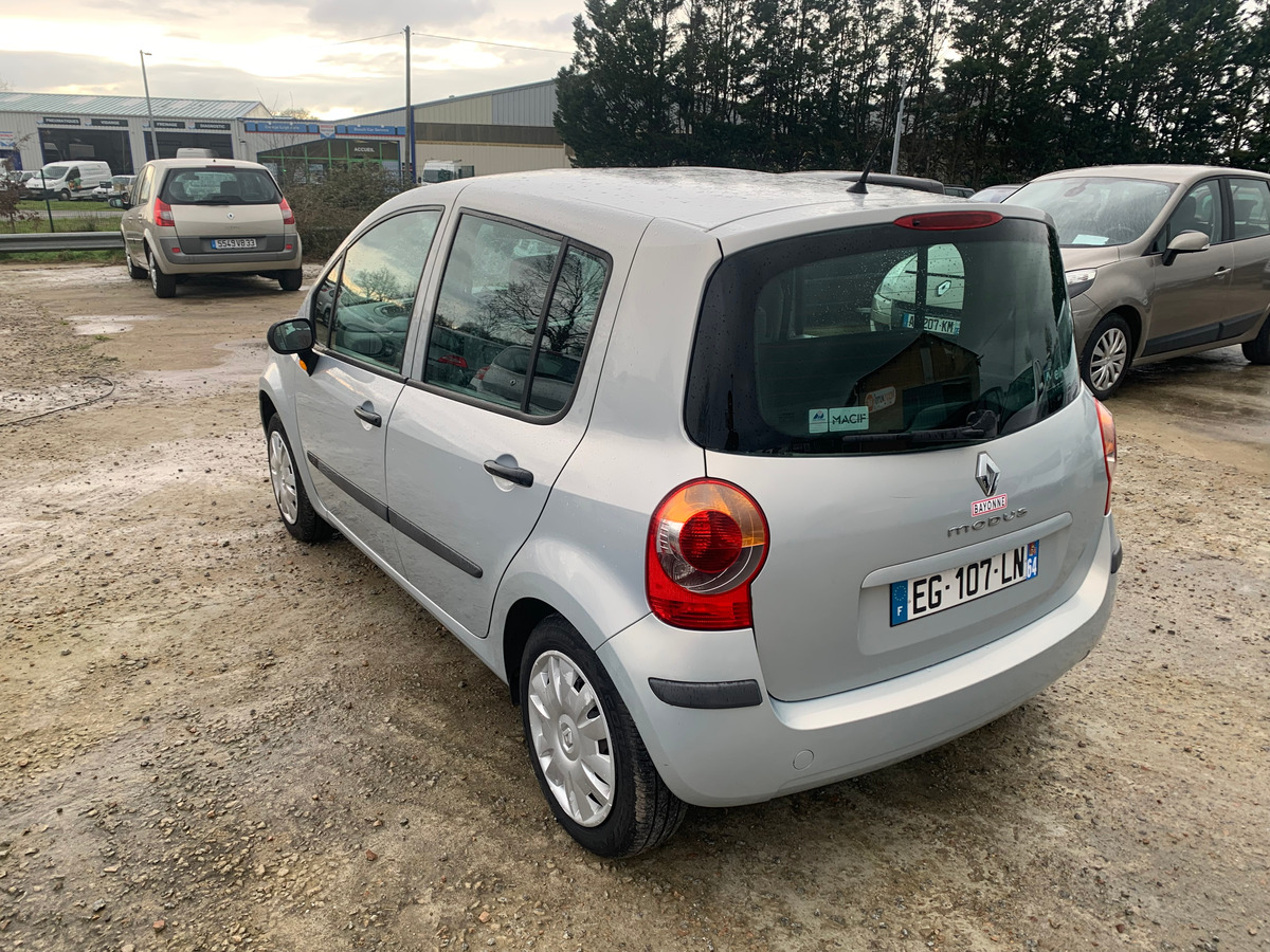 RENAULT Modus 1.2i 16v 76612km