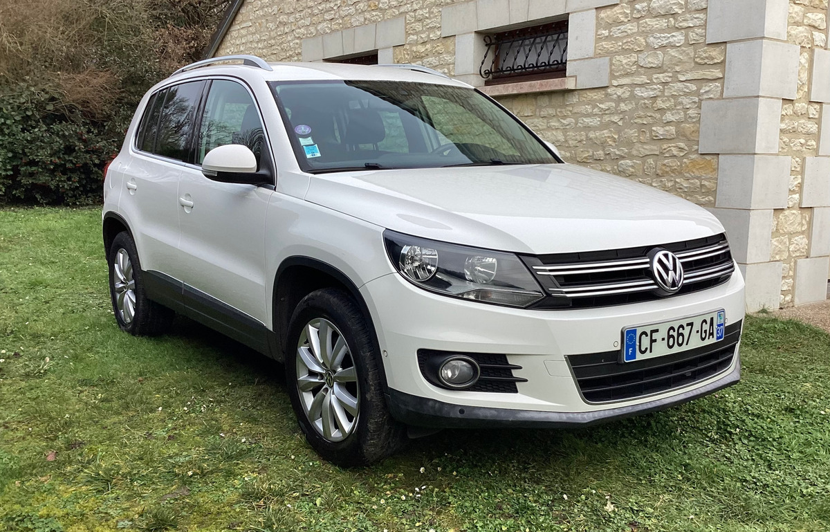 Volkswagen Tiguan 1.4 TSI sportline