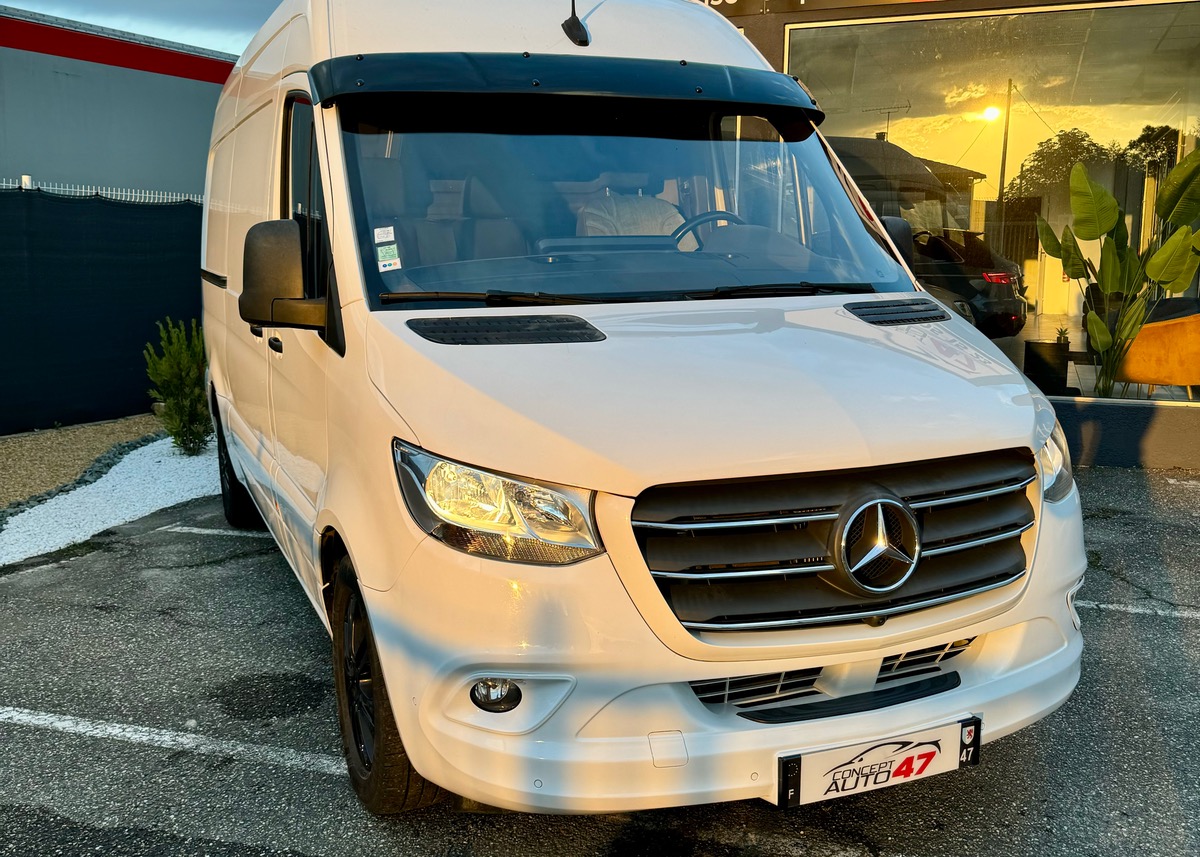 Mercedes-Benz Sprinter 319 V6