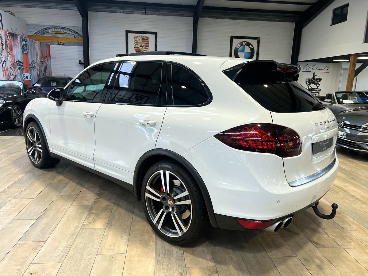 Porsche CAYENNE TURBO 4.8 V8 500 TIPTRONIC CARPLAY