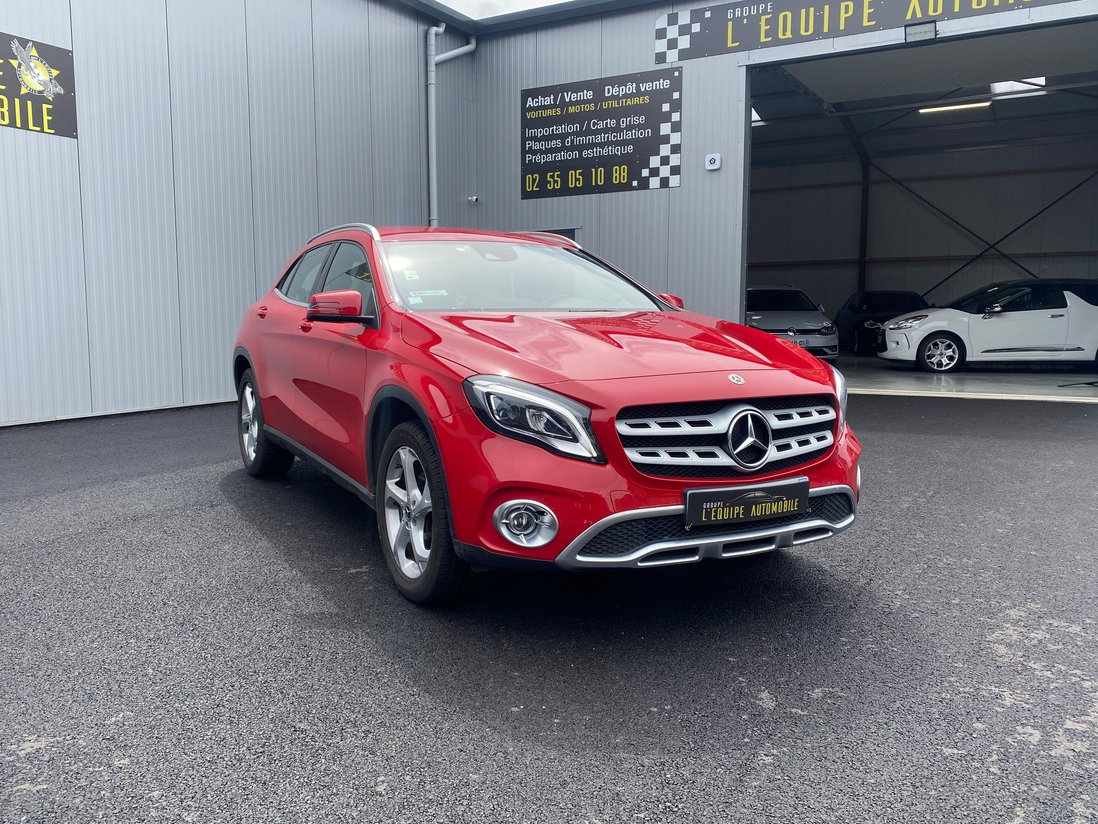 Mercedes-Benz GLA (2) 180 D BUSINESS EDITION