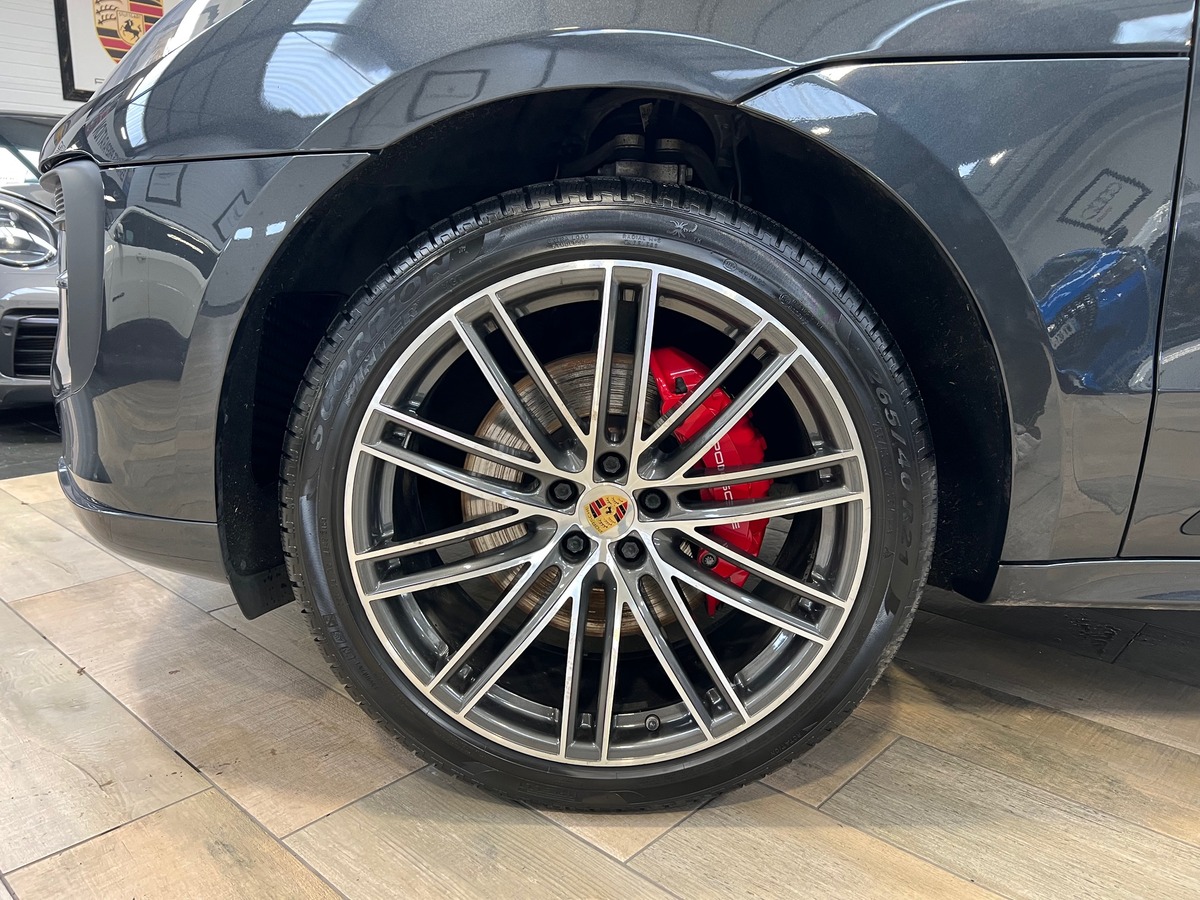 Porsche Macan (2) 2.9 V6 380 GTS