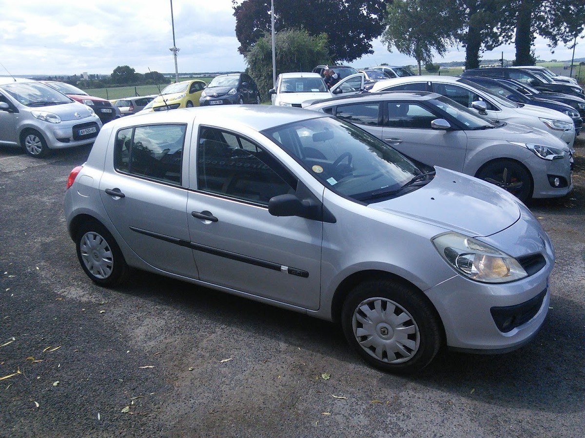 RENAULT Clio III III 1.5 dCi 68 CLIM